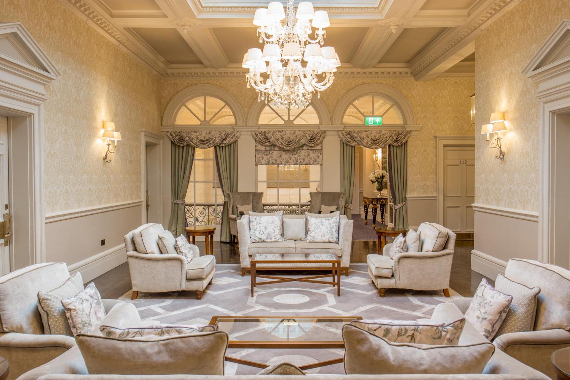 Down Hall Hotel Hatfield Heath Екстериор снимка