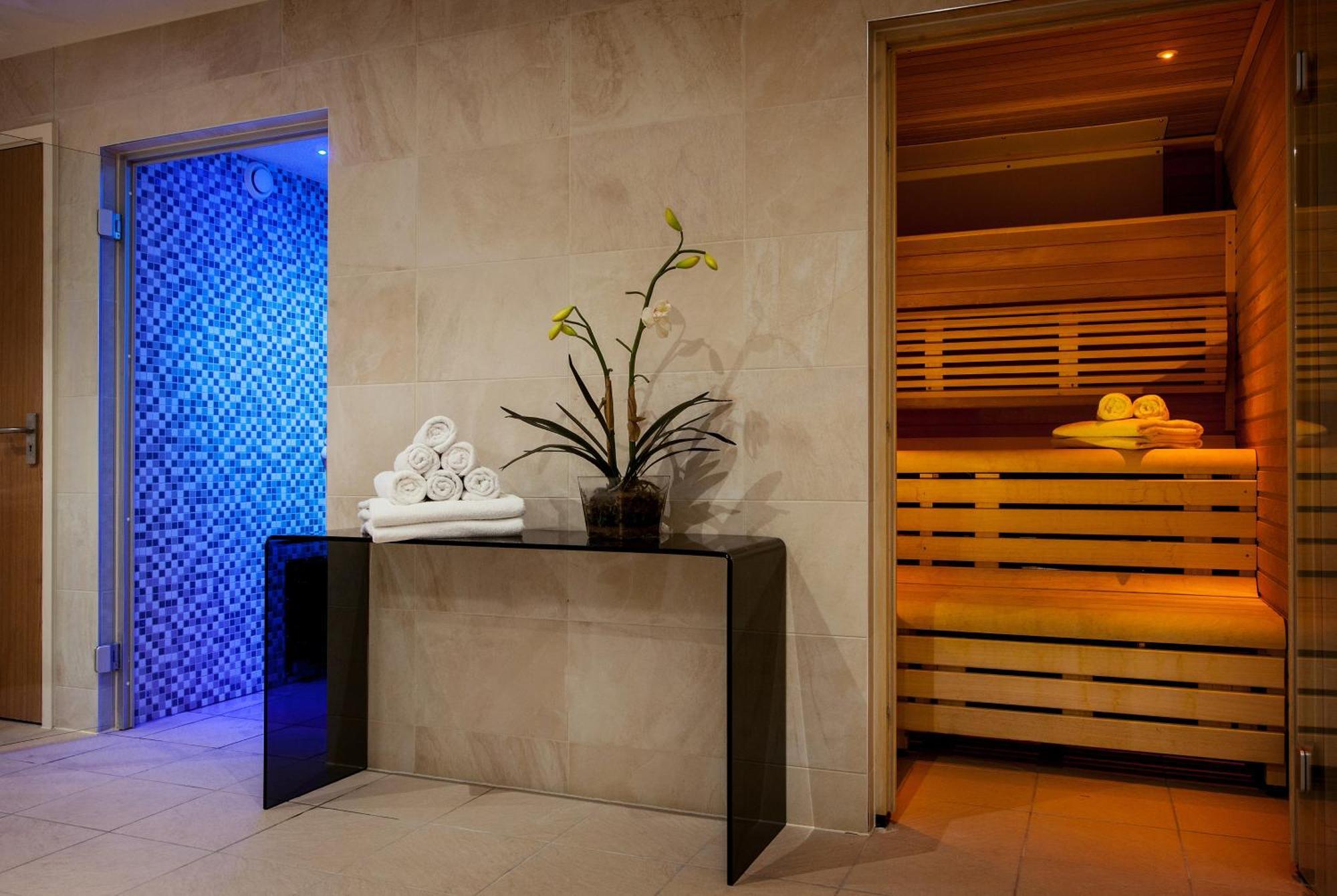 Down Hall Hotel Hatfield Heath Екстериор снимка