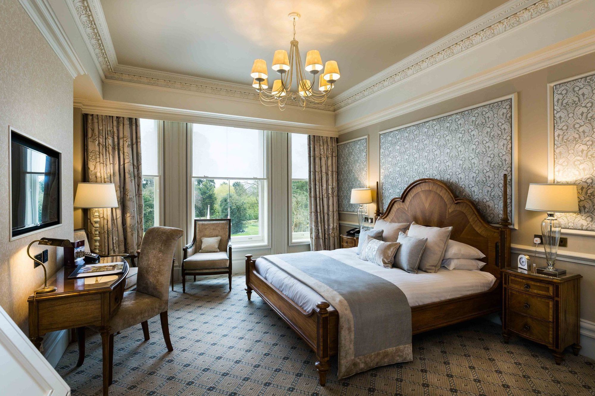 Down Hall Hotel Hatfield Heath Екстериор снимка